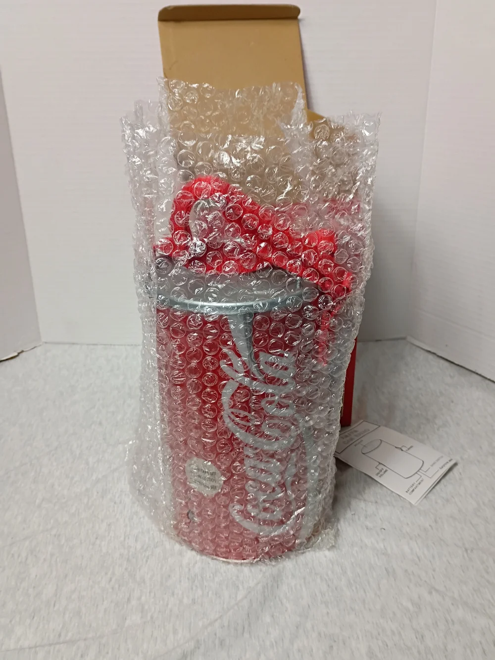 Vintage “Giant” Coke Can AM/FM Radio 1991
